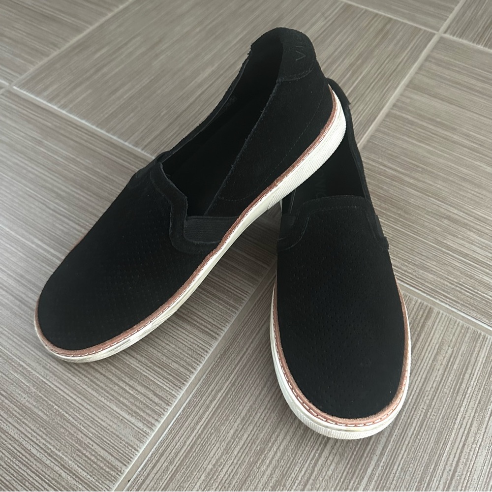Vionic Malina Slip-On Sneaker
